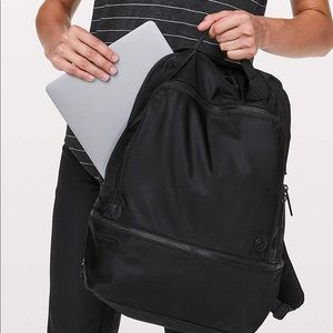 Lululemon City Adventurer Backpack in Black (17L)